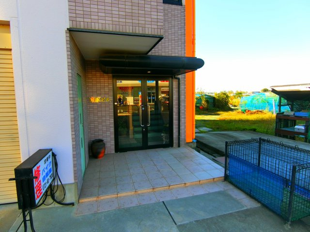 ＭＫビルのエントランス