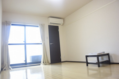 【内装】 | レオネクスト宝