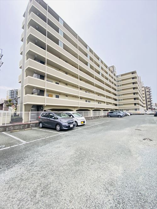 ロワールマンション篠栗Ⅱの駐車場