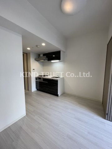 プレサンス天神橋筋六丁目ヴォワールの居間・リビング|こちらの居間で趣味の時間をお楽しみください