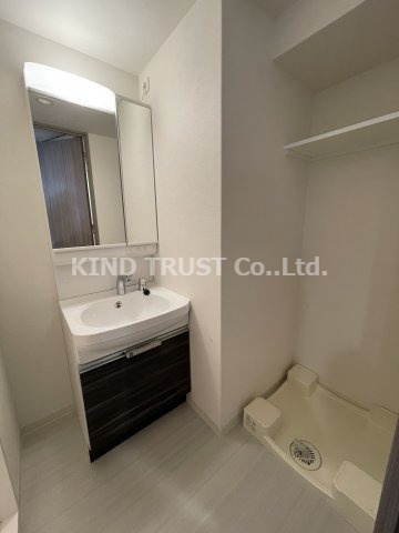 プレサンス天神橋筋六丁目ヴォワールの洗面所|広い洗面スペース