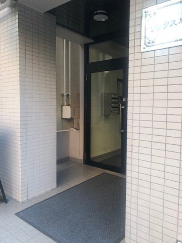 リンクス早稲田ビルのエントランス