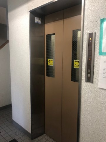 リンクス早稲田ビルのロビー