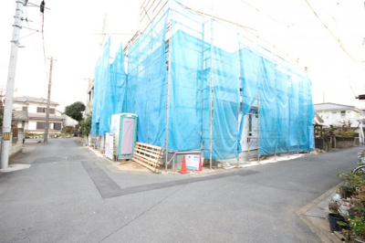 【前面道路含む現地写真】 | 三郷市戸ヶ崎2棟現場1号棟 | 前面道路含む現地写真です