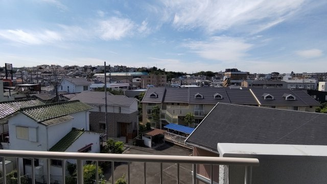 箕面市半町３丁目の賃貸マンションの展望
