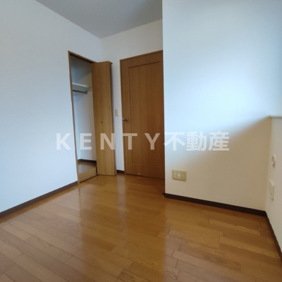 【洋室】 | ステラコート | 落ち着いた色調の洋室です