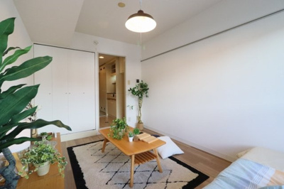 【洋室】 | トップ志村 | 家具･小物はイメージです