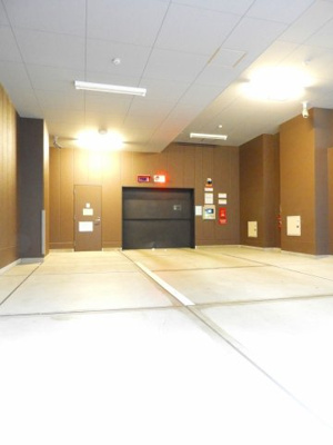 【駐車場】 | ブランズタワーウェリス心斎橋NOUTH
