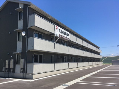 【外観】 | ブランズ北魚津 | おしゃれな外観です