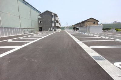 【駐車場】 | ブランズ北魚津 | 駐車スペースもあります