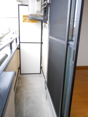 【バルコニー】 | 日浅ビル