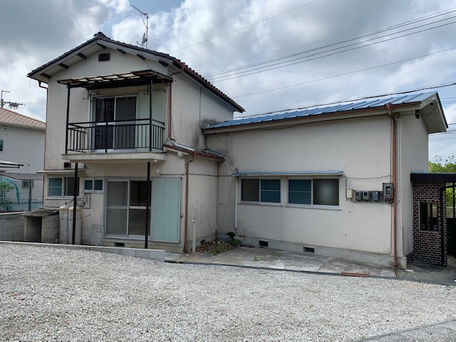 三田市志手原　中古戸建の外観