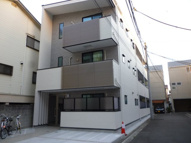 西宮市川東町のマンションの画像