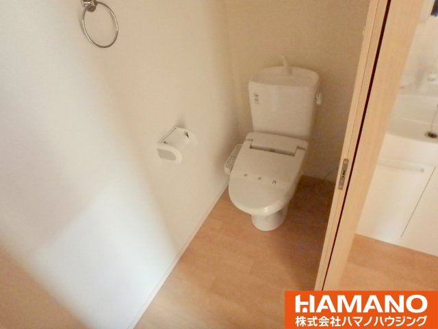 ウィステリアのトイレ|清潔感のあるトイレです