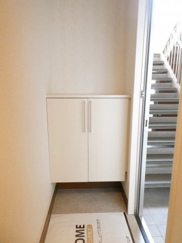 ユグドソレイユの玄関|シューズボックス付き