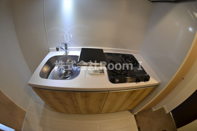 【キッチン】 | ルーエ天満橋 | コンパクトなキッチンで掃除もラクラク