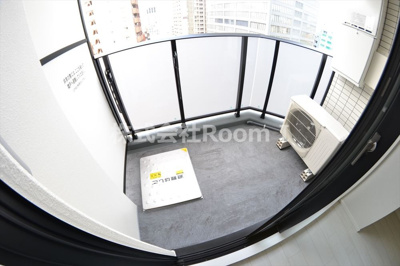 【バルコニー】 | ルーエ天満橋 | 開放的で明るい空間を演出してくれるバルコニーです