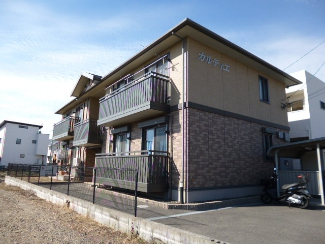 倉敷市沖のアパートの外観