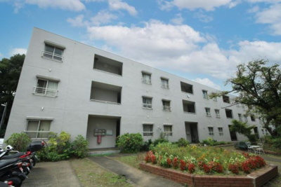【外観】 | 三ッ沢住宅Ａ棟 | 総戸数８９戸、１９７１年５月築、管理人は住込勤務につき管理体制良好です♪