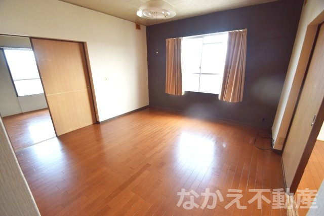 【寝室】 | 使い勝手のいい寝室です