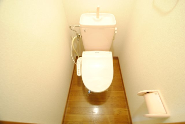 リファレンス久留米駅前のトイレ|コンパクトで使いやすいトイレです