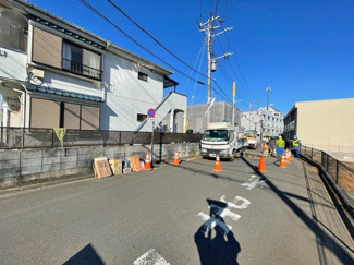 【前面道路含む現地写真】