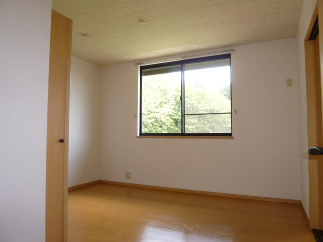 メゾンレオＢの寝室