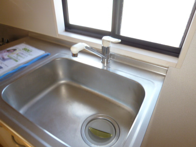 メゾンレオＢのキッチン