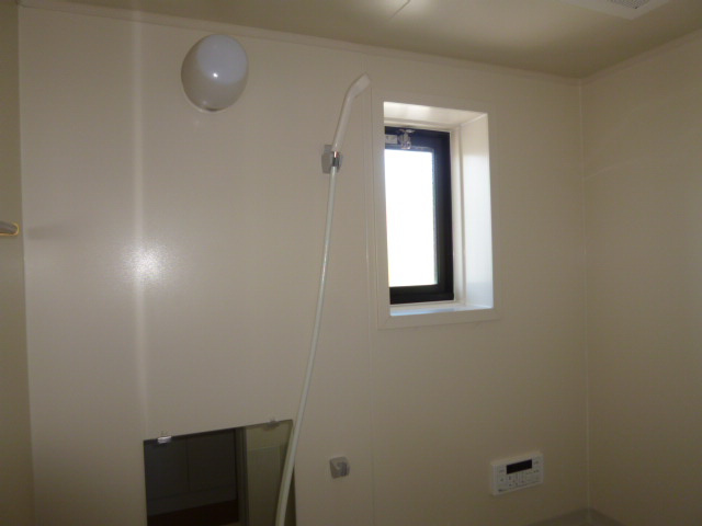 メゾンレオＢの浴室