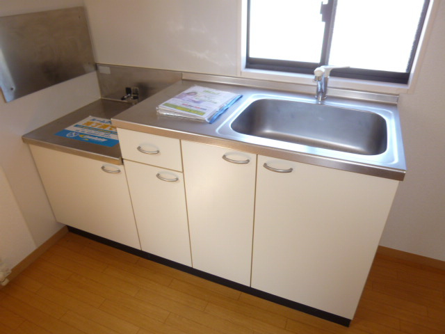 メゾンレオＢのキッチン