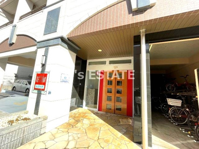 【エントランス】 | REGINA