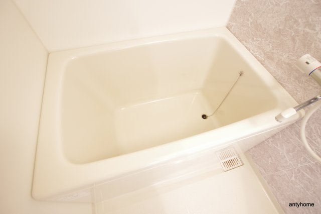 S-RESIDENCE新大阪WEST　仲介手数料無料の浴室