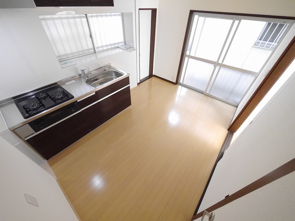 鈴蘭台北町7丁目戸建の居間・リビング