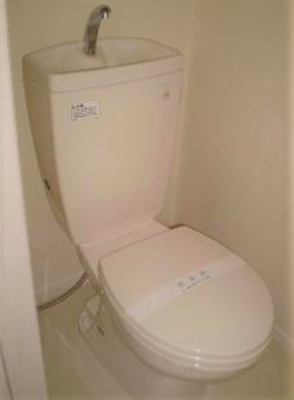 【トイレ】 | リブレア津福本町B棟 | ゆったりとした空間のトイレです