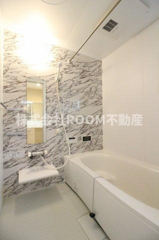 ラ・ヴェスタⅡの浴室|日々の疲れを癒すお風呂付です