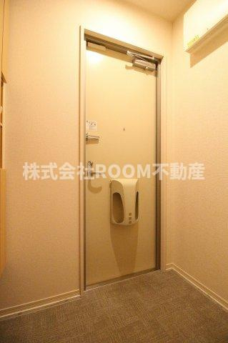 ラ・ヴェスタⅡの玄関|大きなものも収納できそうです