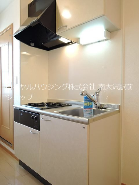 ☆一人暮らしにちょうど良い広さのキッチン☆※参考写真