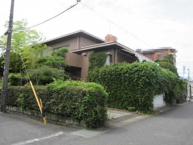 小牧市藤島梵天　中古戸建の外観|敷地広々206.12坪・北西角地