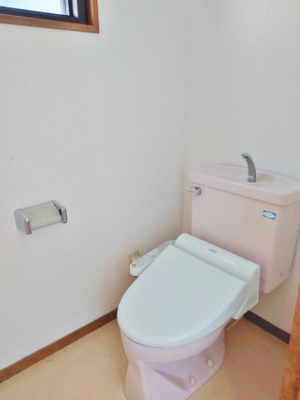 【トイレ】 | 松本ビル | トイレも気になるポイント！温水洗浄便座付きです