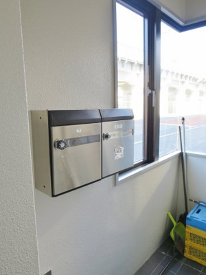 【その他共用部分】 | 松本ビル | １階のメールボックスです