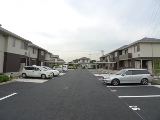 【駐車場】