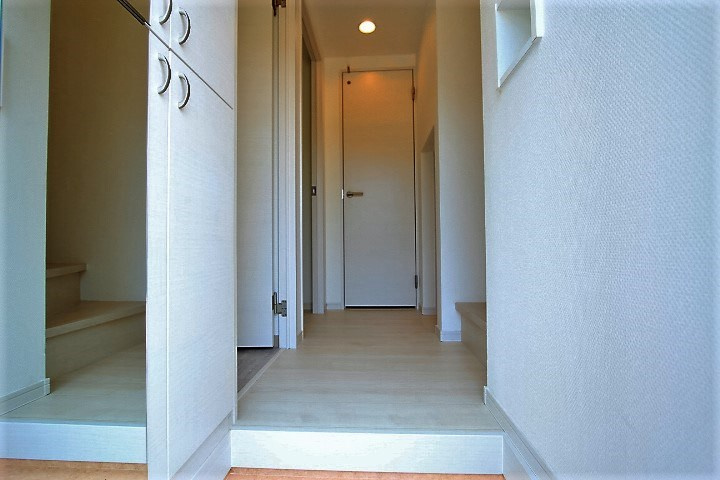 CB弥生ヴィレッタの玄関