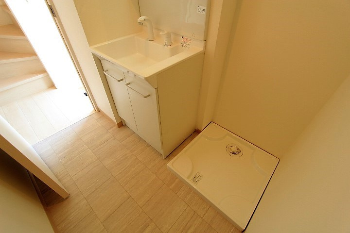 CB弥生ヴィレッタの独立洗面台