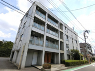 リベルタ国立の画像