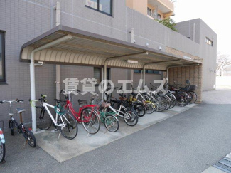 【その他共用部分】 | アエロポルト西京の駐輪場