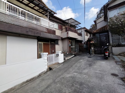  | 六万寺町1丁目貸家