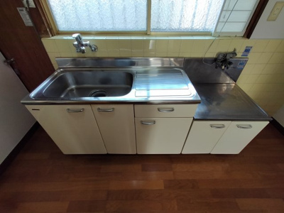  | 六万寺町1丁目貸家