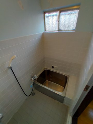  | 六万寺町1丁目貸家