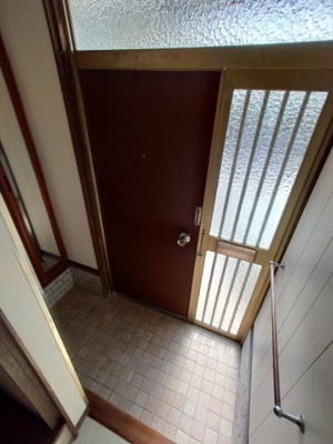 【玄関】 | 六万寺町1丁目貸家