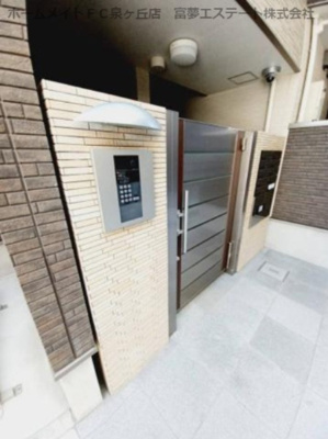 【エントランス】 | ローズステージ泉大津駅前Ⅲ番館